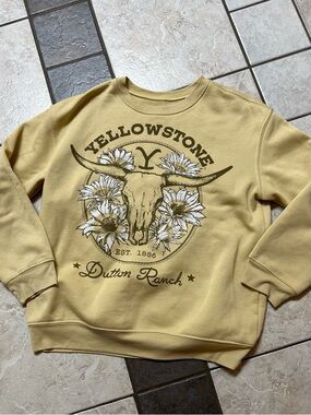 Yellowstone Dutton Ranch Graphic Sweatshirt